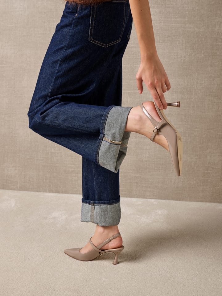 STOCKHOLM DESIGN GROUP 1602 BEIGE STOCKHOLM DESIGN GROUP STOCKHOLM DESIGN GROUP 1602 BEIGE STOCKHOLM DESIGN GROUP