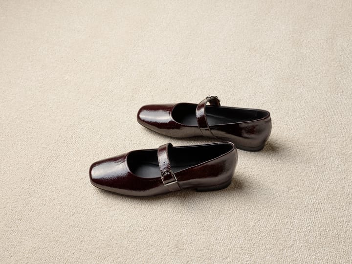 STOCKHOLM DESIGN GROUP 1617 DK BURGUNDY STOCKHOLM DESIGN GROUP STOCKHOLM DESIGN GROUP 1617 DK BURGUNDY STOCKHOLM DESIGN GROUP