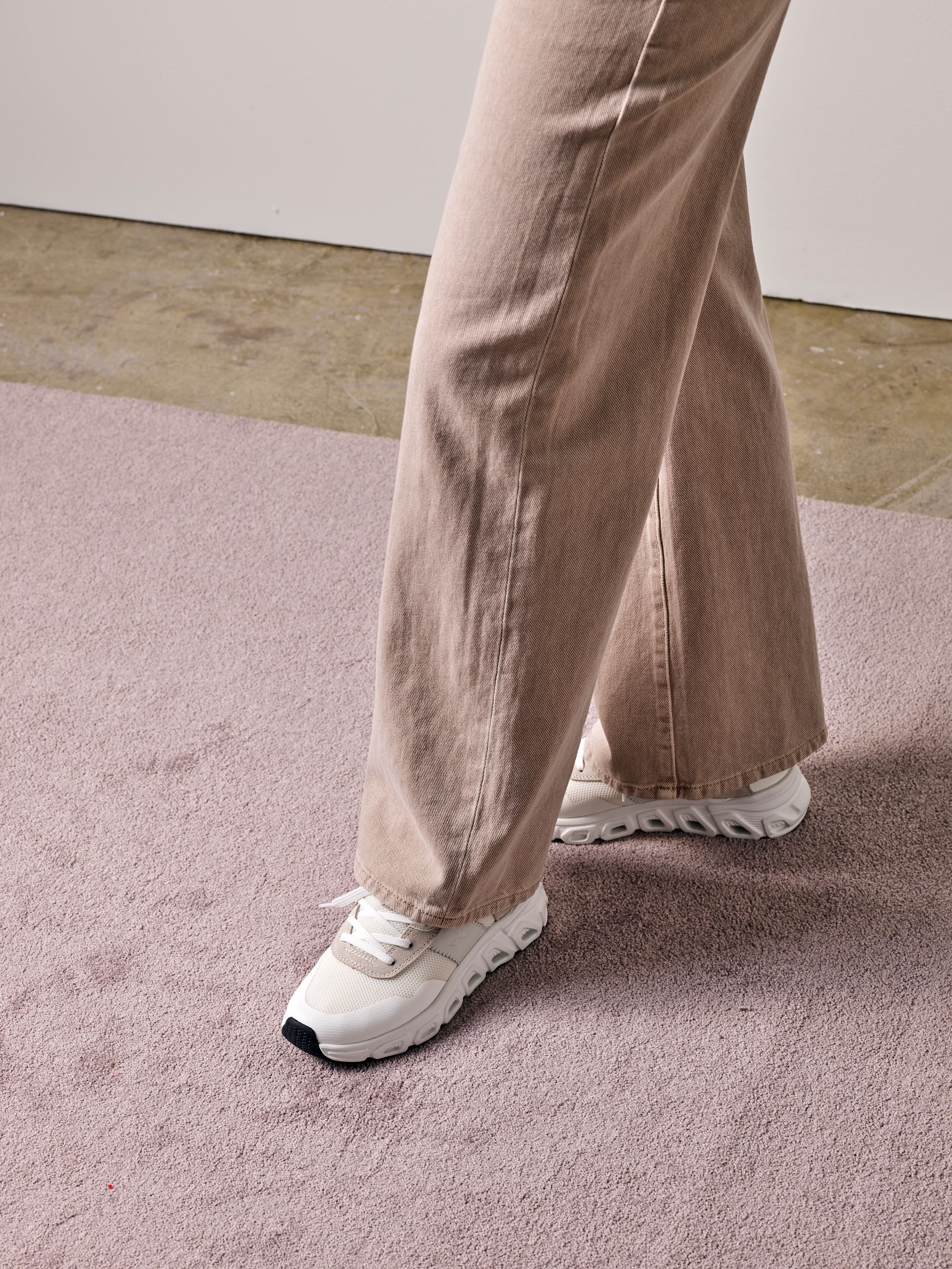 SOFTWALK 1425 WHITE SOFTWALK