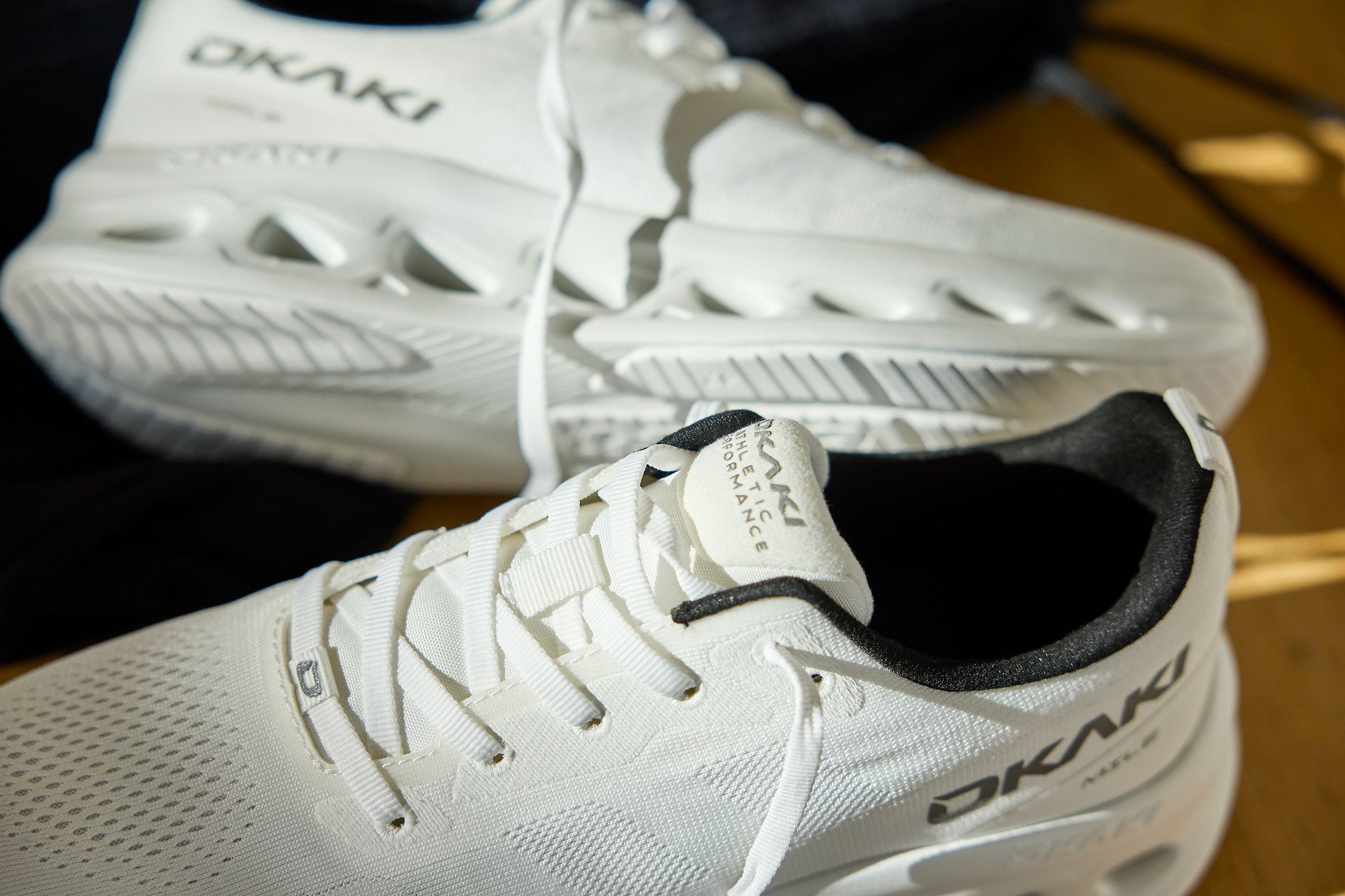 OKAKI 2331 WHITE/BLACK OKAKI