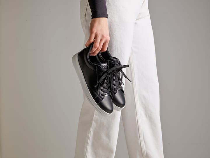Komfortabel og klassisk sneaker SOFTWALK