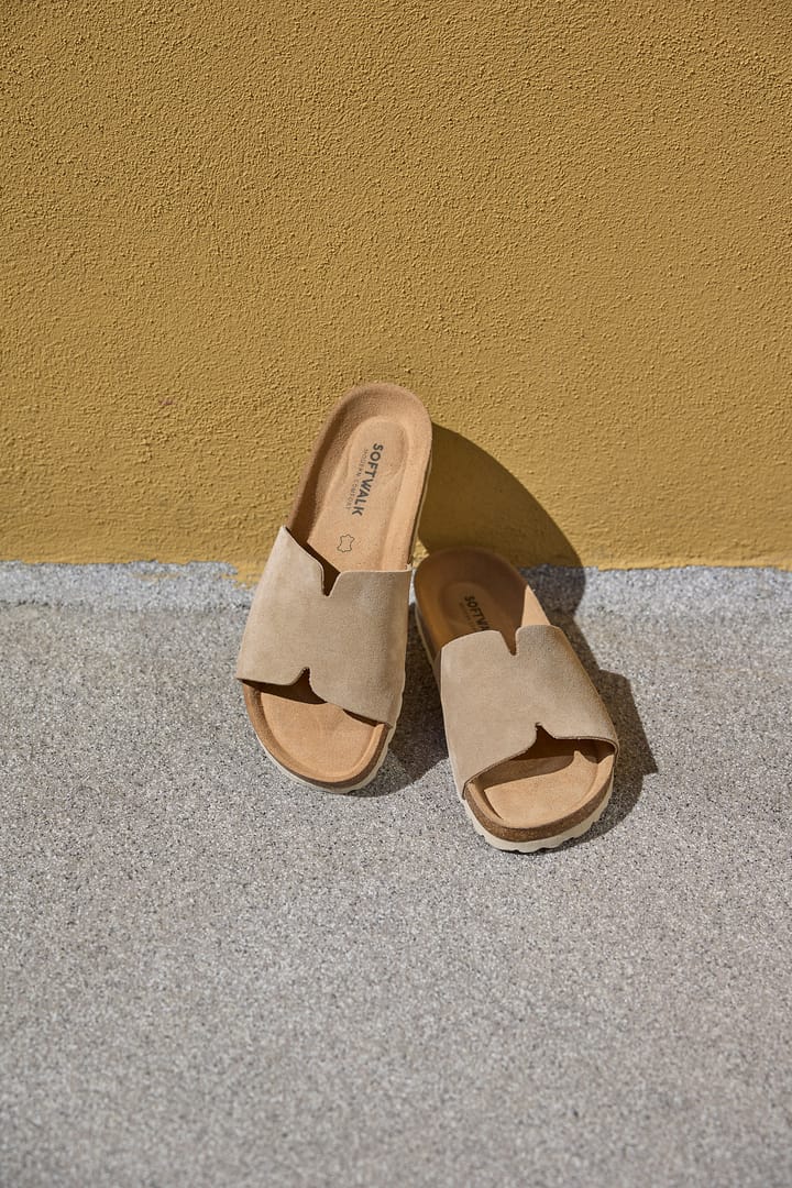 Komfortabel fotseng sandal SOFTWALK Komfortabel fotseng sandal SOFTWALK