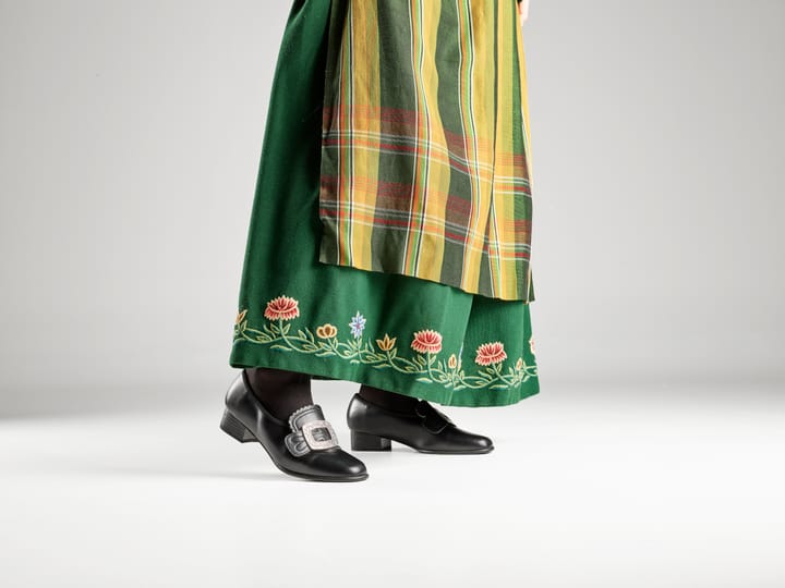 Klassisk bunadsko FOLKLORE