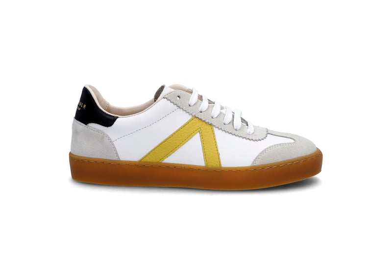 Sporty sneakers STOCKHOLM DESIGN GROUP Sporty sneakers STOCKHOLM DESIGN GROUP