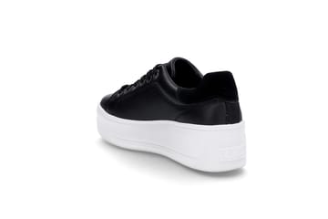 PRIVÉ 1801 BLACK PRIVÉ