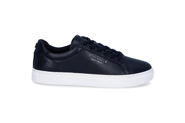 Tidløse skinnsneakers