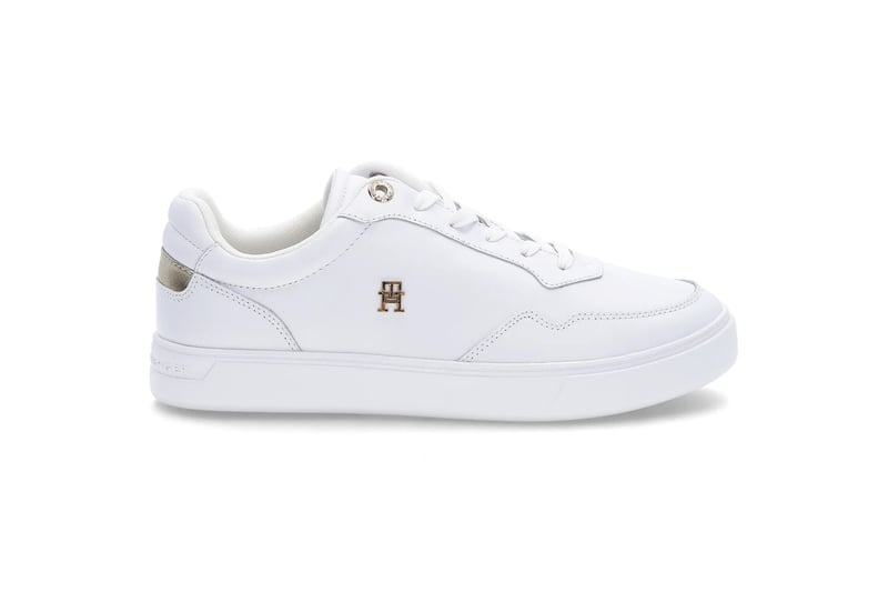 ESSENTIELL FÖRHÖJD COURTSNEAKER TOMMY HILFIGER