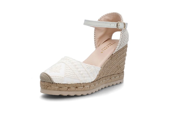 STOCKHOLM DESIGN GROUP 1149 WHITE STOCKHOLM DESIGN GROUP