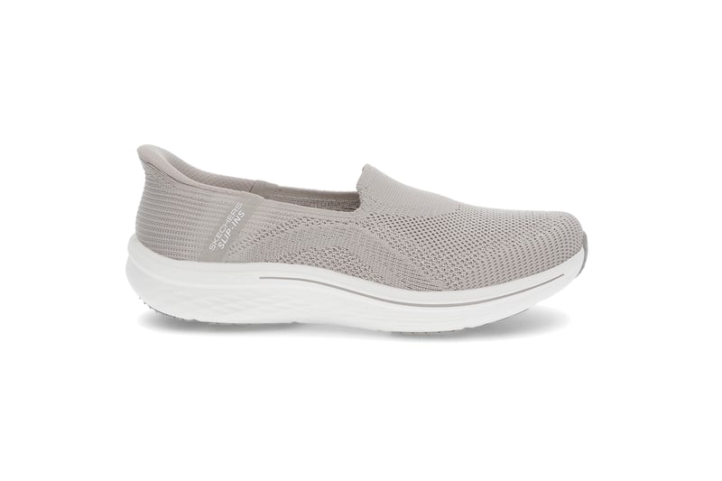 Max Chusioning Lite - Tessa SKECHERS Max Chusioning Lite - Tessa SKECHERS