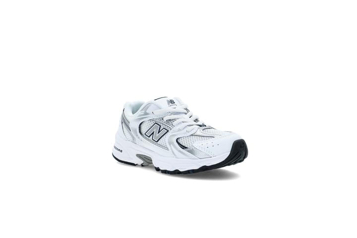 NEW BALANCE 6077 White NEW BALANCE