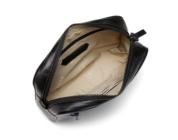 Crossbody i läder STOCKHOLM DESIGN GROUP