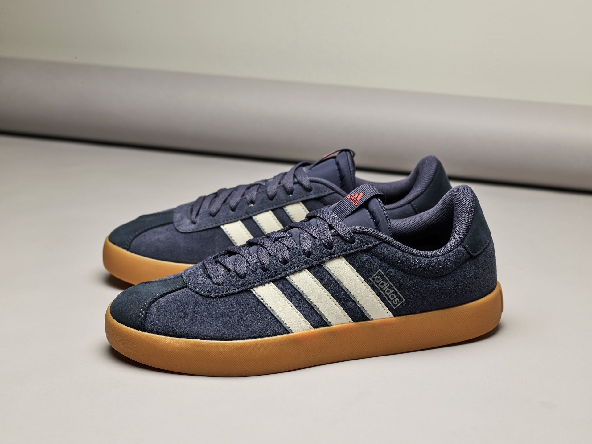 ADIDAS  Shadow Navy/Off ADIDAS