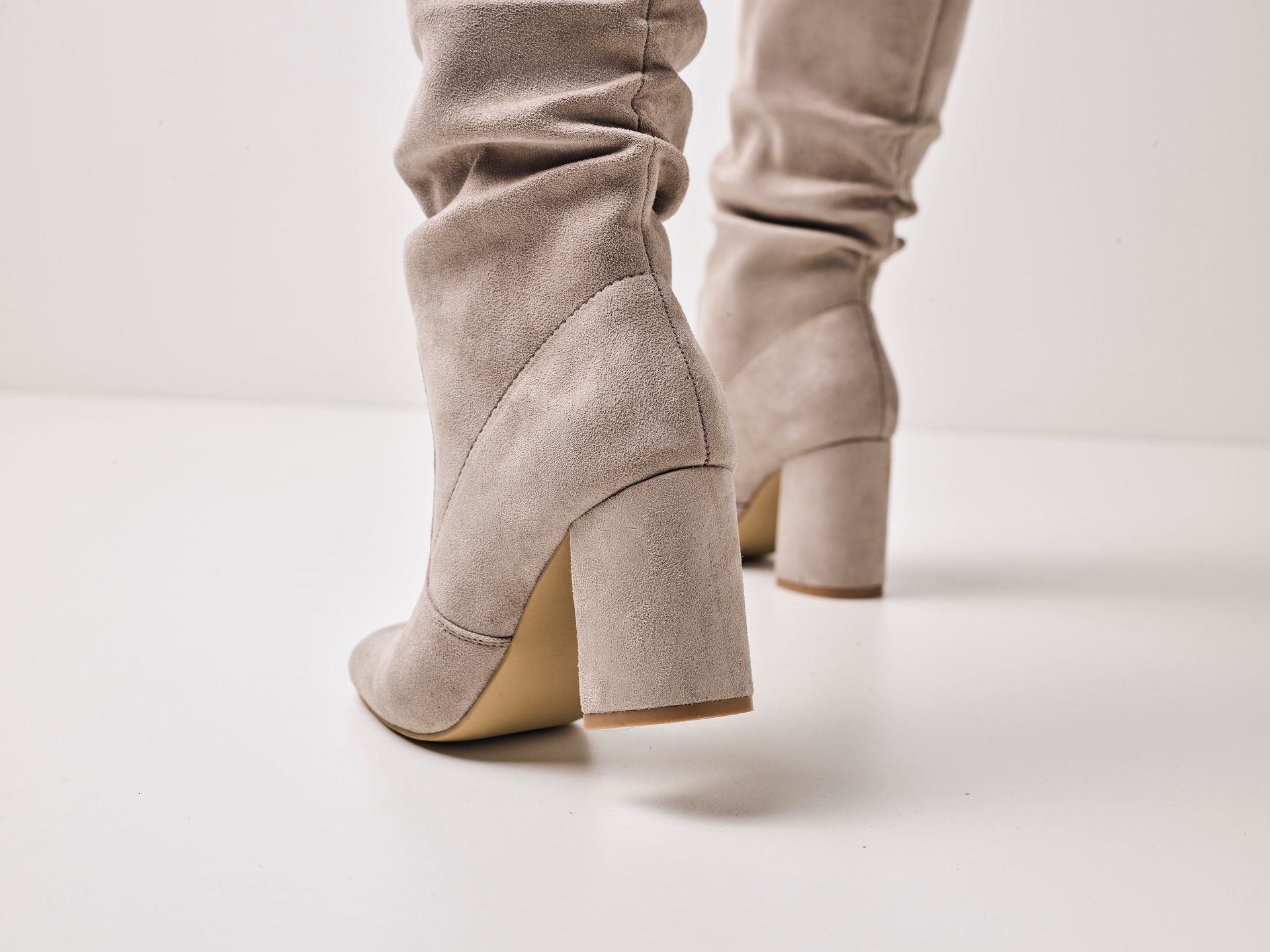 UNIFIED 1250 TAUPE UNIFIED