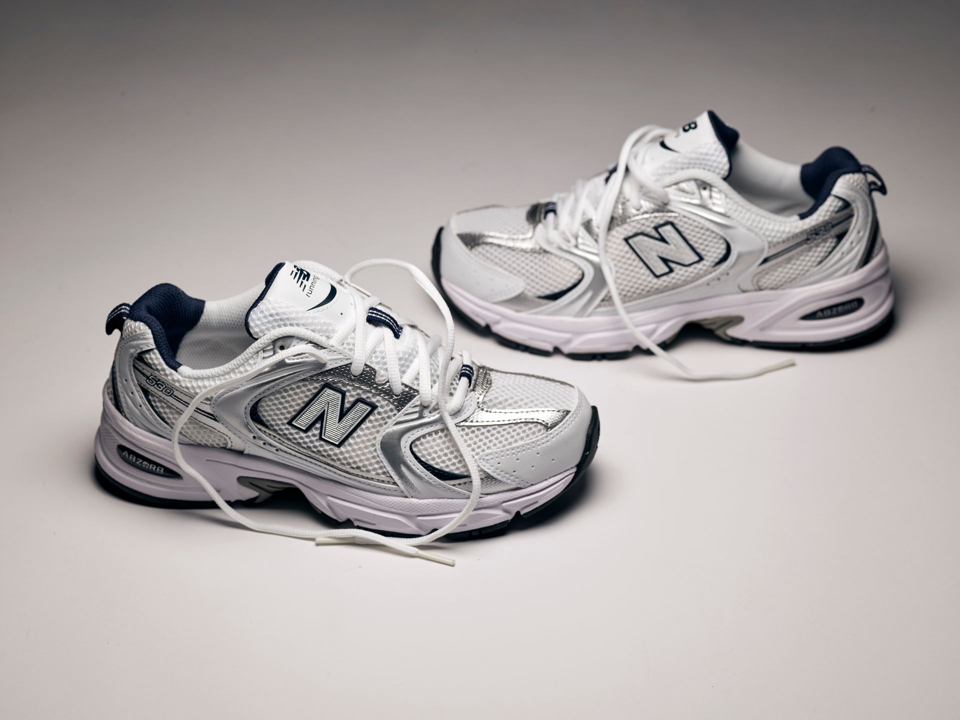 NEW BALANCE  White/Blue NEW BALANCE