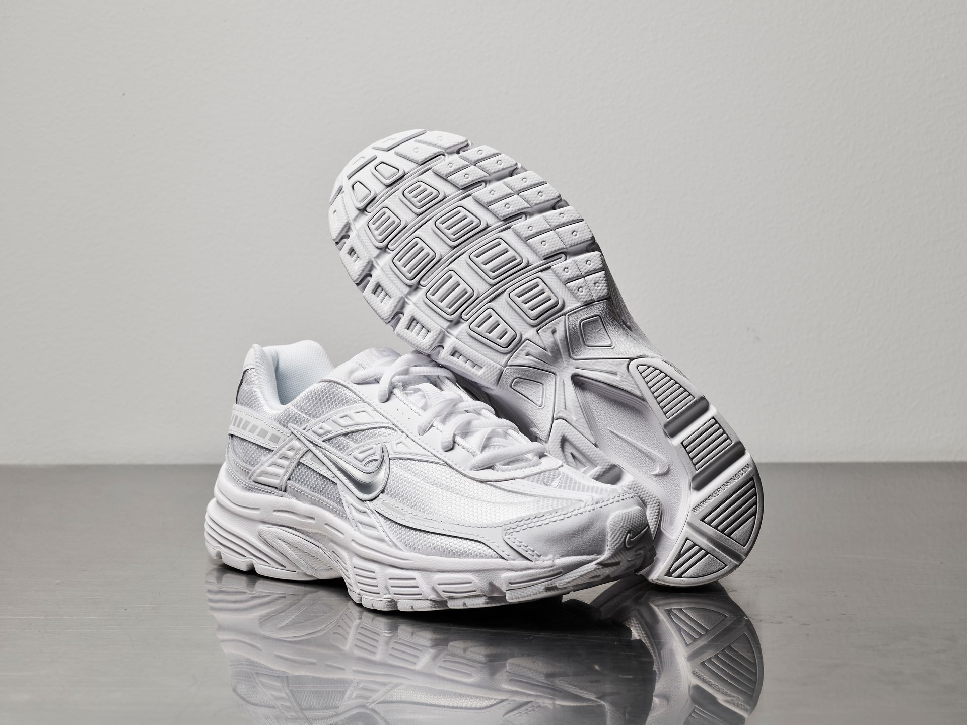 NIKE  White/ Metallic NIKE