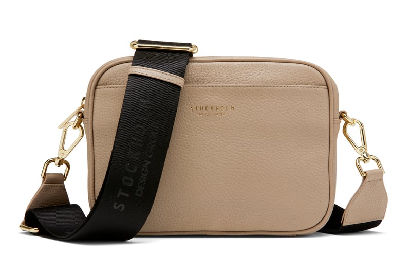 Klassisk crossbodyväska STOCKHOLM DESIGN GROUP Klassisk crossbodyväska STOCKHOLM DESIGN GROUP