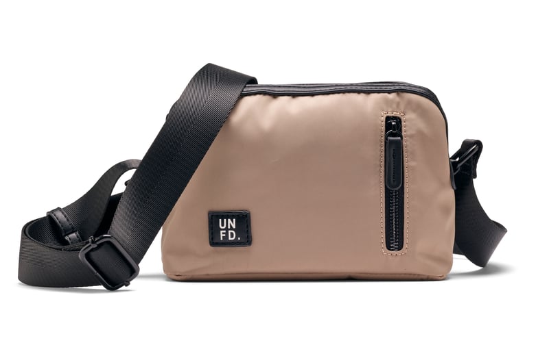 Praktisk crossbody veske UNIFIED Praktisk crossbody veske UNIFIED