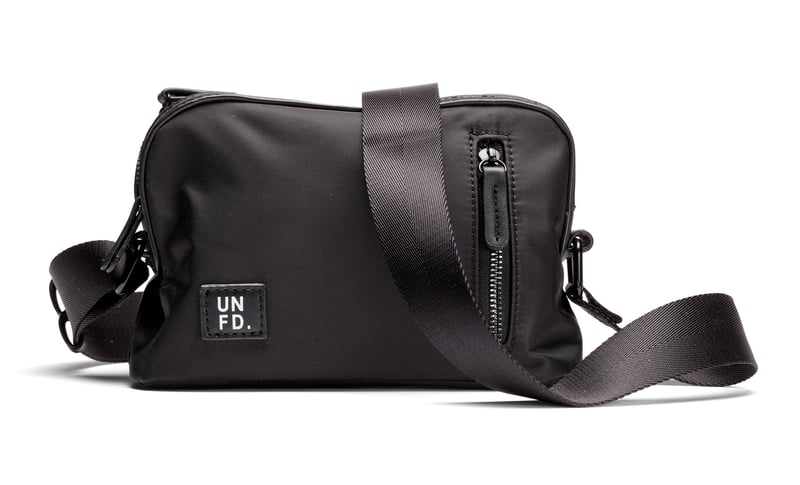 Sporty crossbody veske UNIFIED Sporty crossbody veske UNIFIED