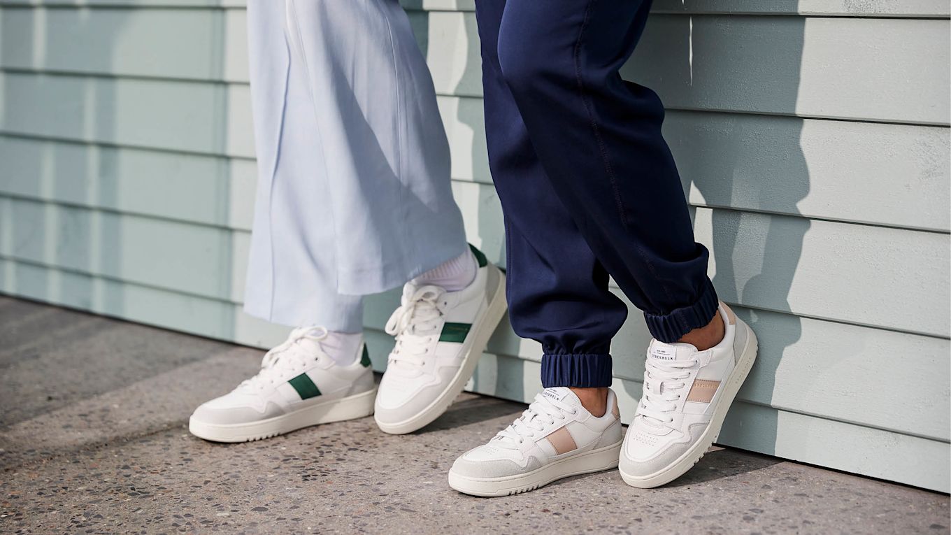 Hvite sneakers fra Stockholm Design Group til dame og herre