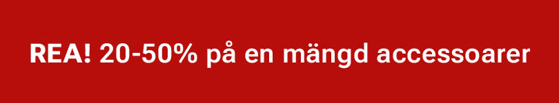Röd banner med vit text som annonserar "REA! 20-50% på en mängd accessoarer"